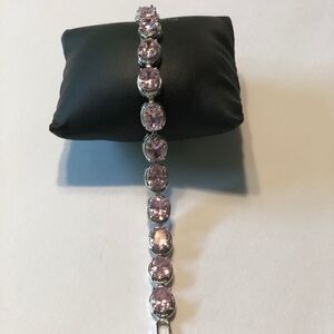 Pink crystal fashion bracelet